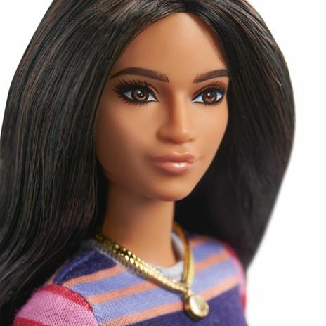 Barbie Fashionistas Bambola con Capelli Lunghi Castani, Abito a Righe e Accessori, Giocattolo per Bambini 3+Anni - 3