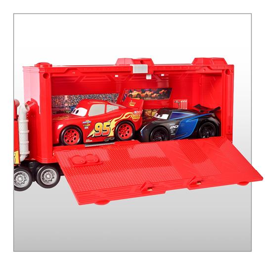 Cars Veicolo Parlante Mack, autotrasportatore di Saetta McQueen con luci e suoni, Giocattolo per bambini 3+ anni. Mattel (GYK60) - 4