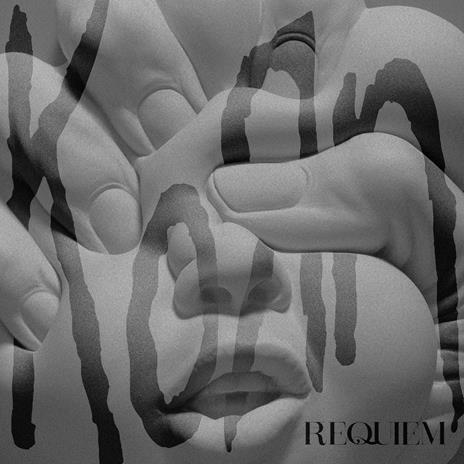 Requiem (Esclusiva Feltrinelli e IBS.it - Coke Bottle Clear Vinyl) - Vinile LP di Korn
