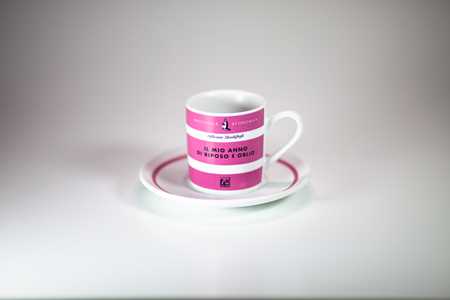 Idee regalo Tazzina da caffè con piatto Feltrinelli. Il mio anno di riposo e oblio Feltrinelli