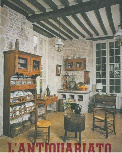 L' antiquariato i suoi piccoli segreti - copertina