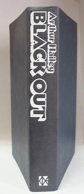 Black out - Arthur Hailey - copertina