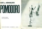 Giò e Arnaldo Pomodoro. 216° Mostra del Naviglio, 1955