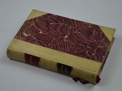 Entre le Tibre et l'Arno. Aux sources deu Tibre et de l'Arno a travers l'apenin toscan, le Palio de Sienne, Viterbe. - copertina