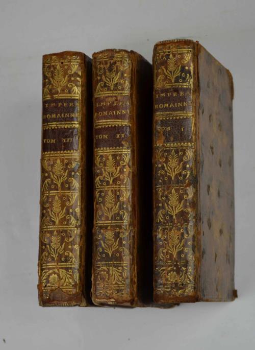 Les imperatrices romaines ou Histoire de la Vie & des Intrigues secretes des Femmes des douze Cesars, de celles des Empereurs Romains, & des Princesses de leur Sang. - copertina