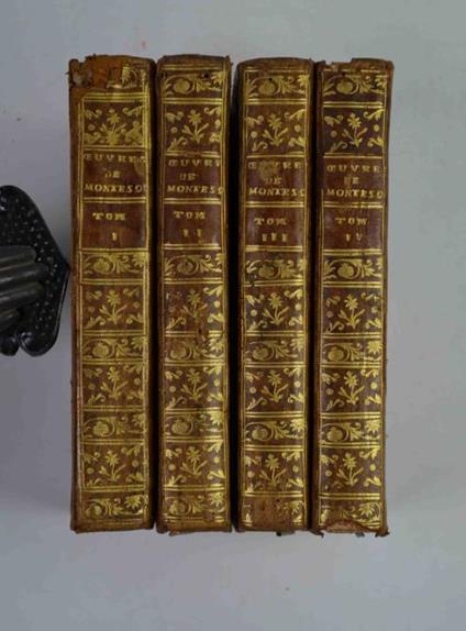 Oeuvres. Nouvelle édition, revue, corrigée et considérablement augmentée par l'Auteur. Avec des Remarques Philosophiques et Politiques d'un Anonyme, qui n'ont point encore été publiées - Charles L. de Montesquieu - copertina
