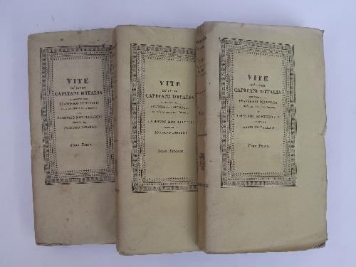 Vite de' famosi capitani d'Italia. coll'aggiunta dell'elogio di Raimondo Montecuccoli scritto da Agostino Paradisi - Francesco Lomonaco - copertina