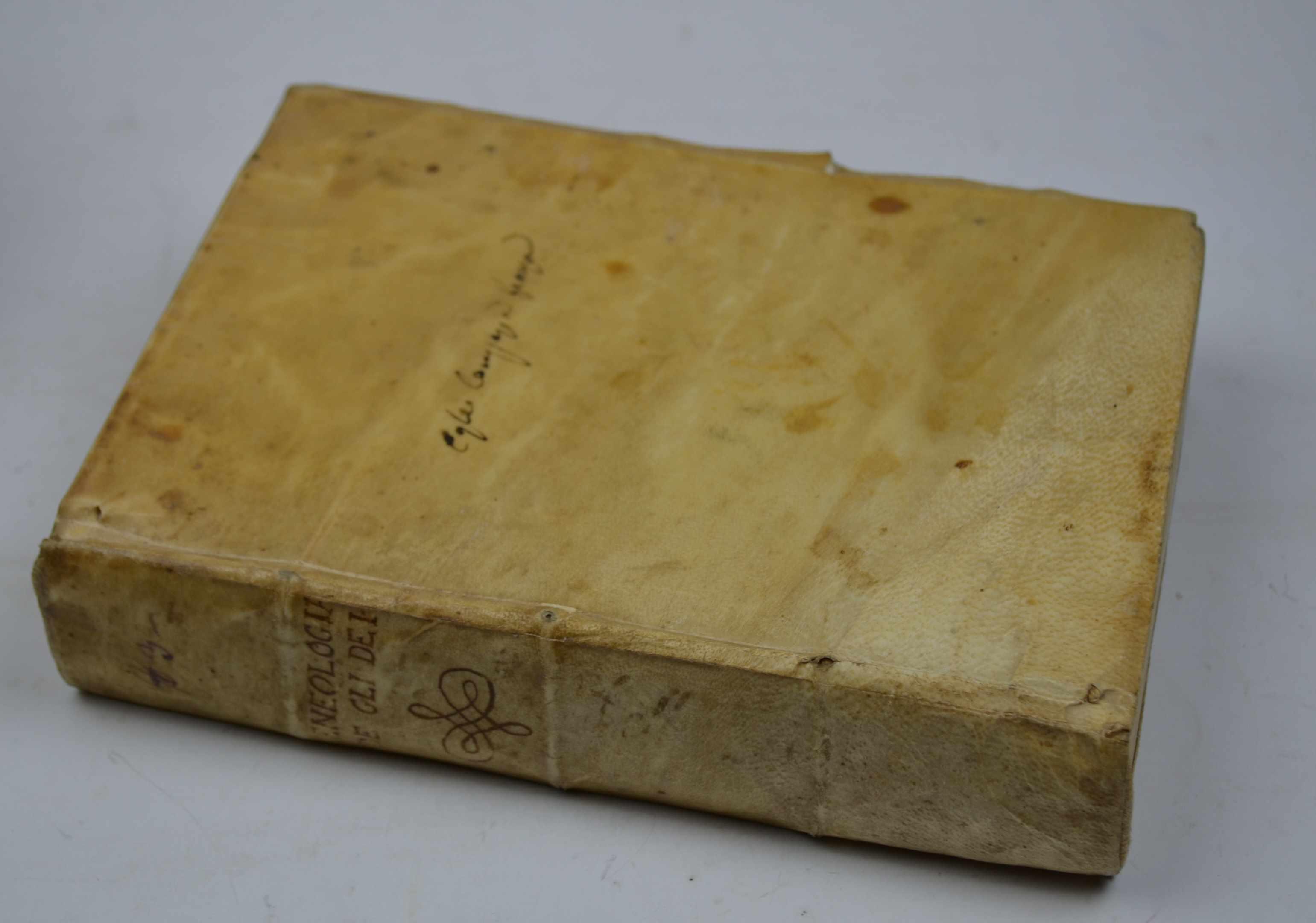 Della geneologia degli dei gentili… con la spositione de sensi allegorici delle favole, & con la dichiaratione dell'historie appartenenti a detta materia. Tradotta per M. Gioseppe Betussi da Bassan