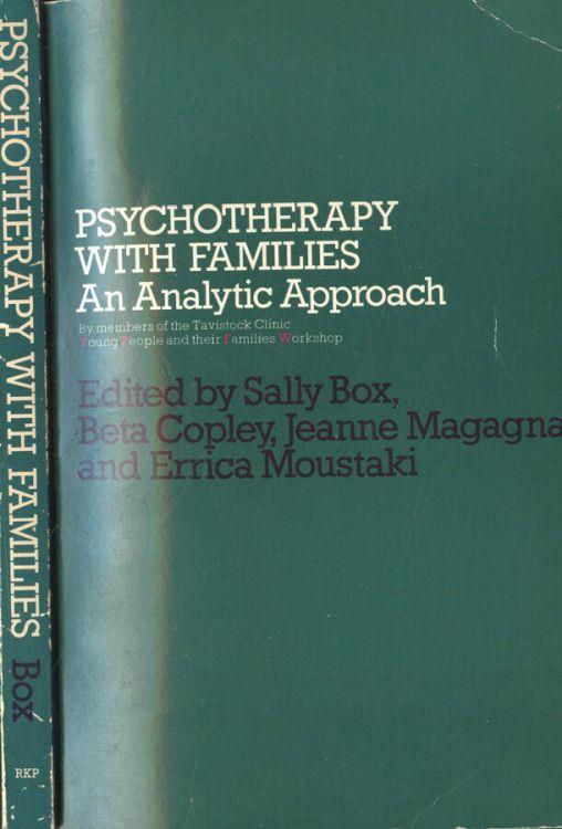 Psychotherapy with families - copertina