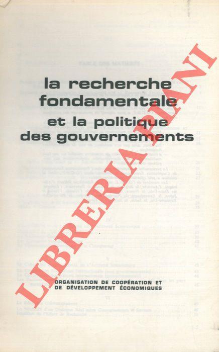 La recherche fondamentale et la politique des gouvernements - copertina