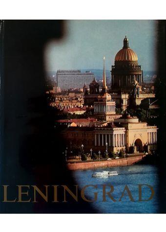 Leningrad Its monuments and architectural complexes - copertina