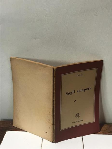 Sugli scioperi - Lenin - copertina