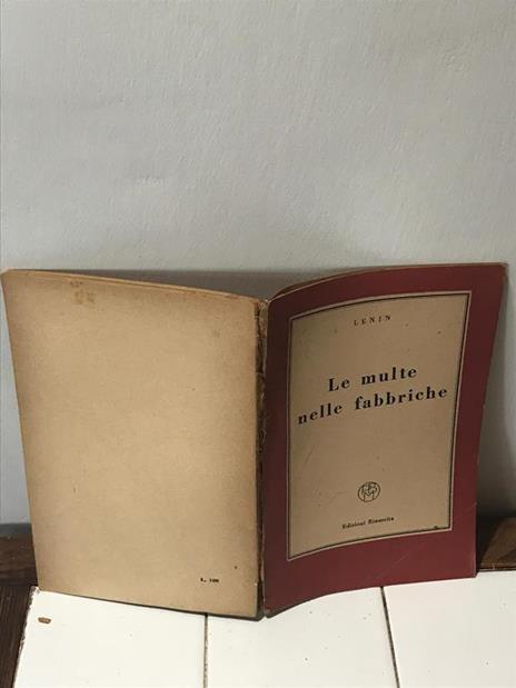 Le multe nelle fabbriche - Lenin - copertina