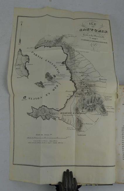 Histoire et phenomenes du volcan et des îles volcaniques de Santorin, suivis d'un coup d'oeil sur l'etat moral et religieux de la Grece moderne… - copertina