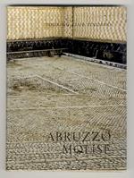 ABRUZZO, Molise. 266 fotografie, 16 quadricromie, 1 carta geografica