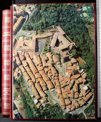 L' Italia centrale - Eugenio Turri - copertina