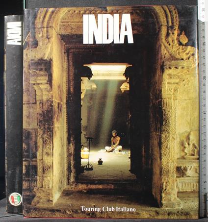 India - Antonio Monroy - copertina