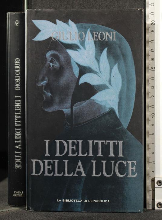 I Delitti Della Luce - Giulio Leoni - copertina