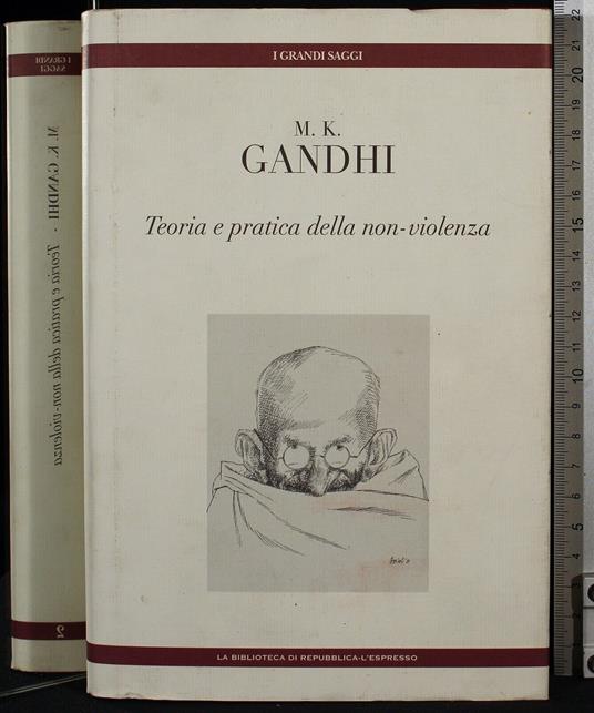 Teoria e pratica della non-violenza - Mohandas Karamchand Gandhi - copertina