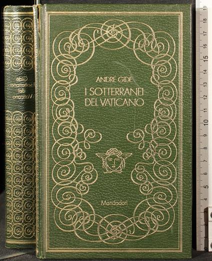 I sotterranei del Vaticano - André Gide - copertina