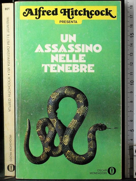 Un assassino nelle tenebre - Alfred Hitchcock - copertina