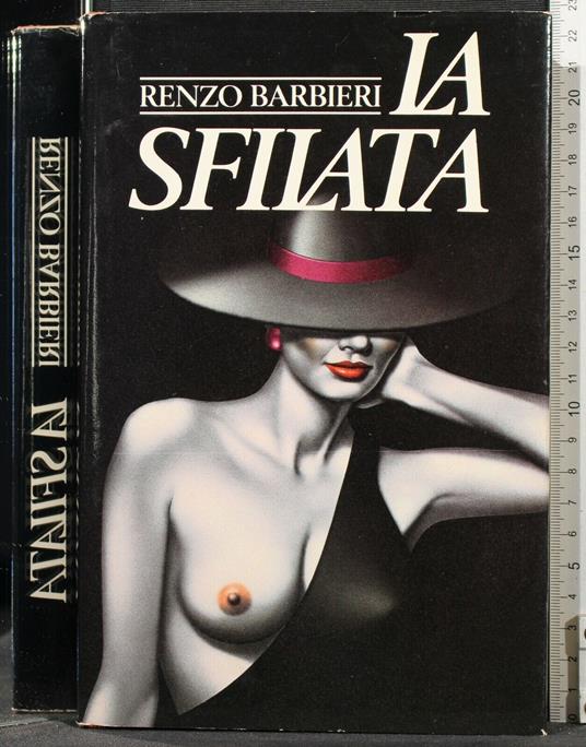 La Sfilata - Renzo Barbieri - copertina