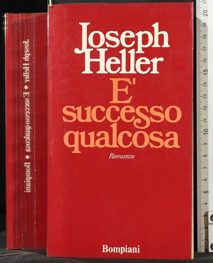 è Successo - Joseph Heller - copertina