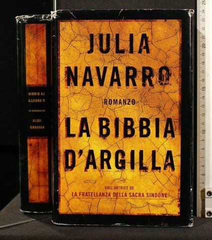 La Bibbia D'Argilla - Julia Navarro - copertina