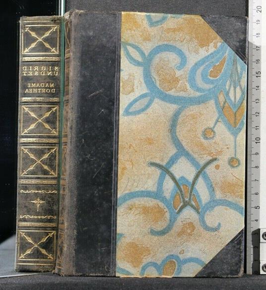 Madame Dorthea - Sigrid Undset - copertina