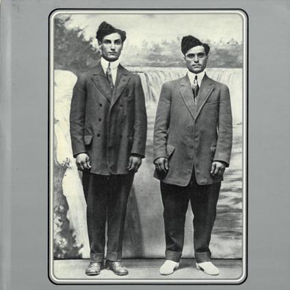 L' Italia nel cassetto. Mostra fotografica dal programma Album. Fotografie dell'Italia di ieri - Piero Berengo Gardin - copertina