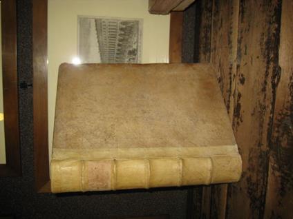 Sacrae Romanae Rotae Decisionum. Secunda hac nostra editione ab erroribus diligenter expurgatarum. Partis Primae Tomus Primus - Secundus. Argumentis, summariis, et triplici Indice ab eodem Auctore illustratus - copertina