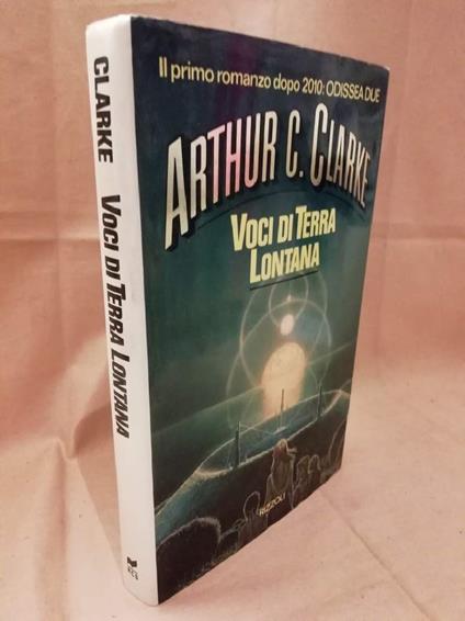 Voci di Terra Lontana  - Arthur C. Clarke - copertina
