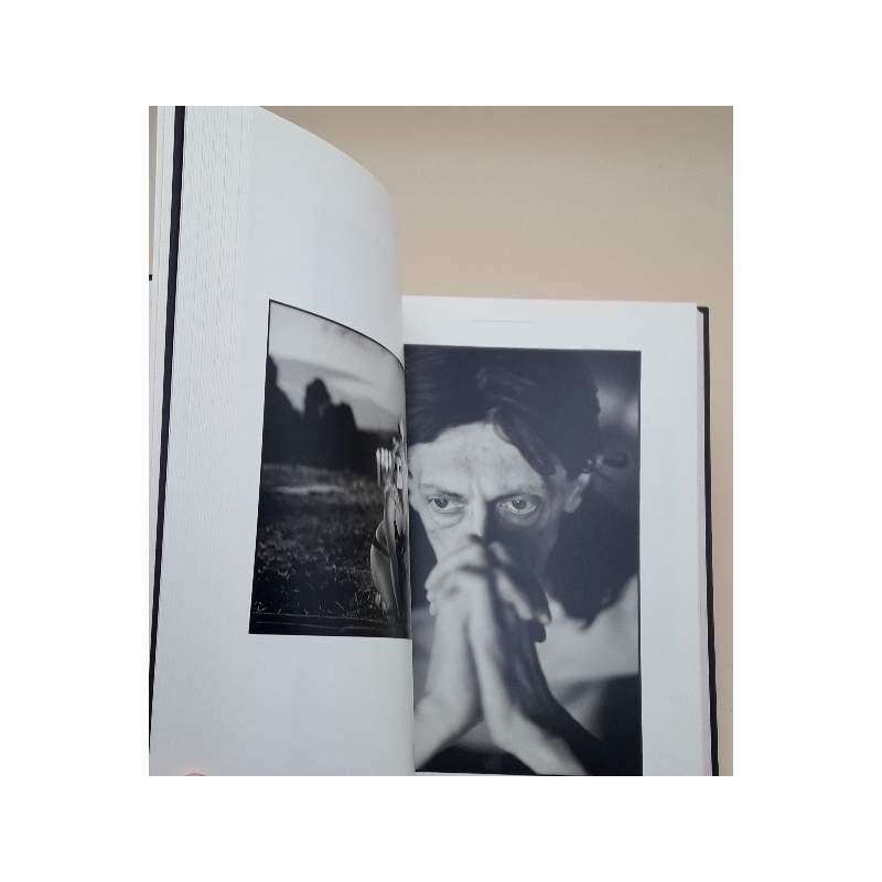 Per Antiche Vie-la Giornata Libera di Un Fotografo