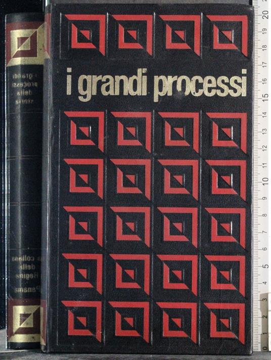 I grandi processi. Vol 12. La collana della regina - copertina
