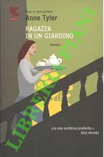 Ragazza in un giardino