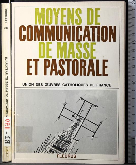 Moyens de communication de masse et pastorale - copertina
