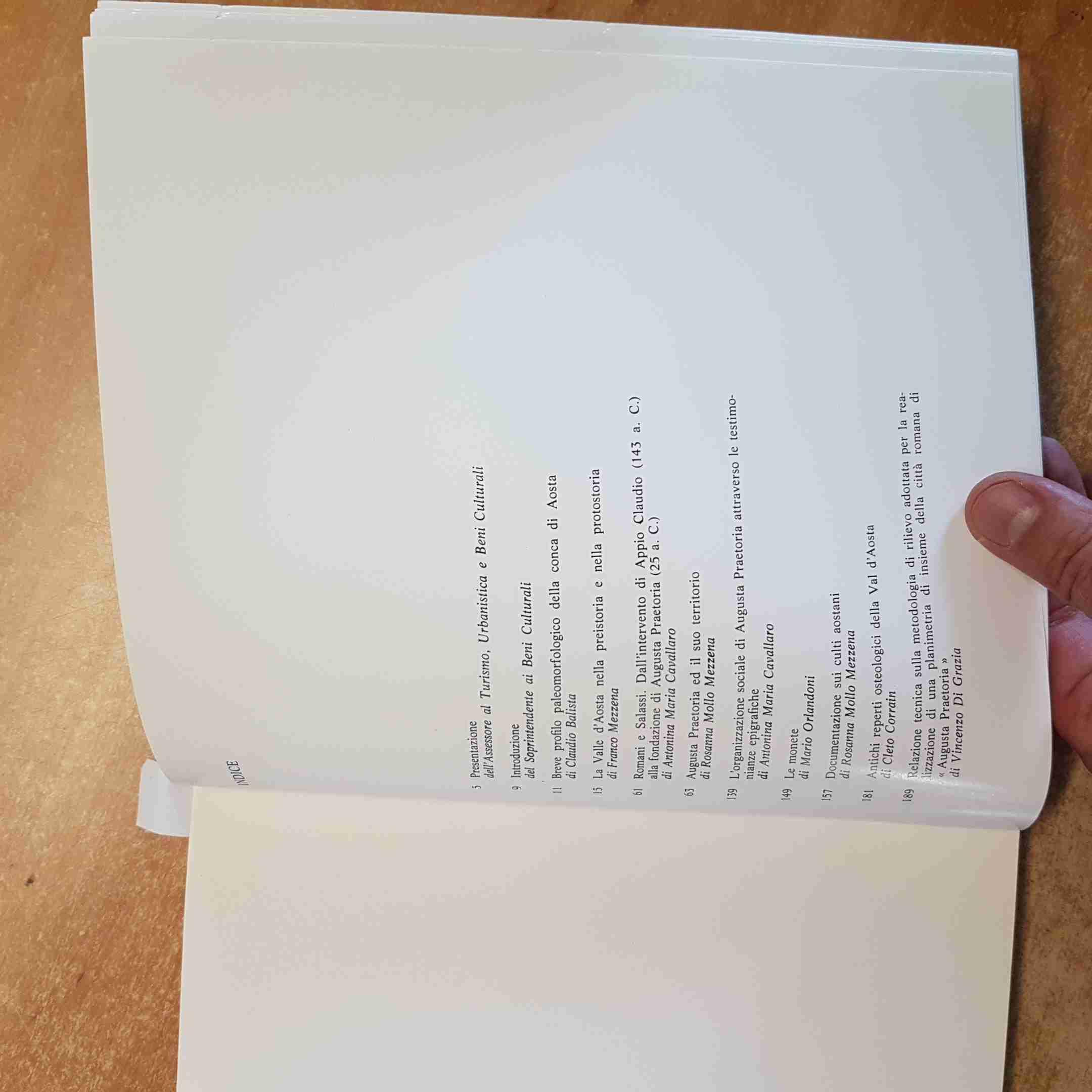 Archeologia in Valle d'Aosta - Dal Neolitico alla Caduta dell'Impero Romano - 1981