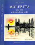 Molfetta: una città riflessa nel suo porto