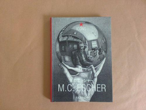 M. C. Escher - copertina
