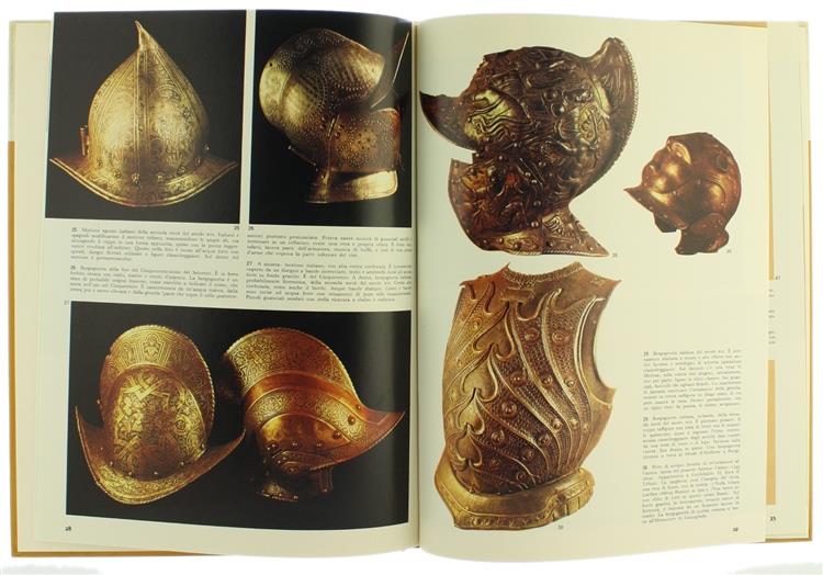 Quattro Secoli Di Armi Bianche