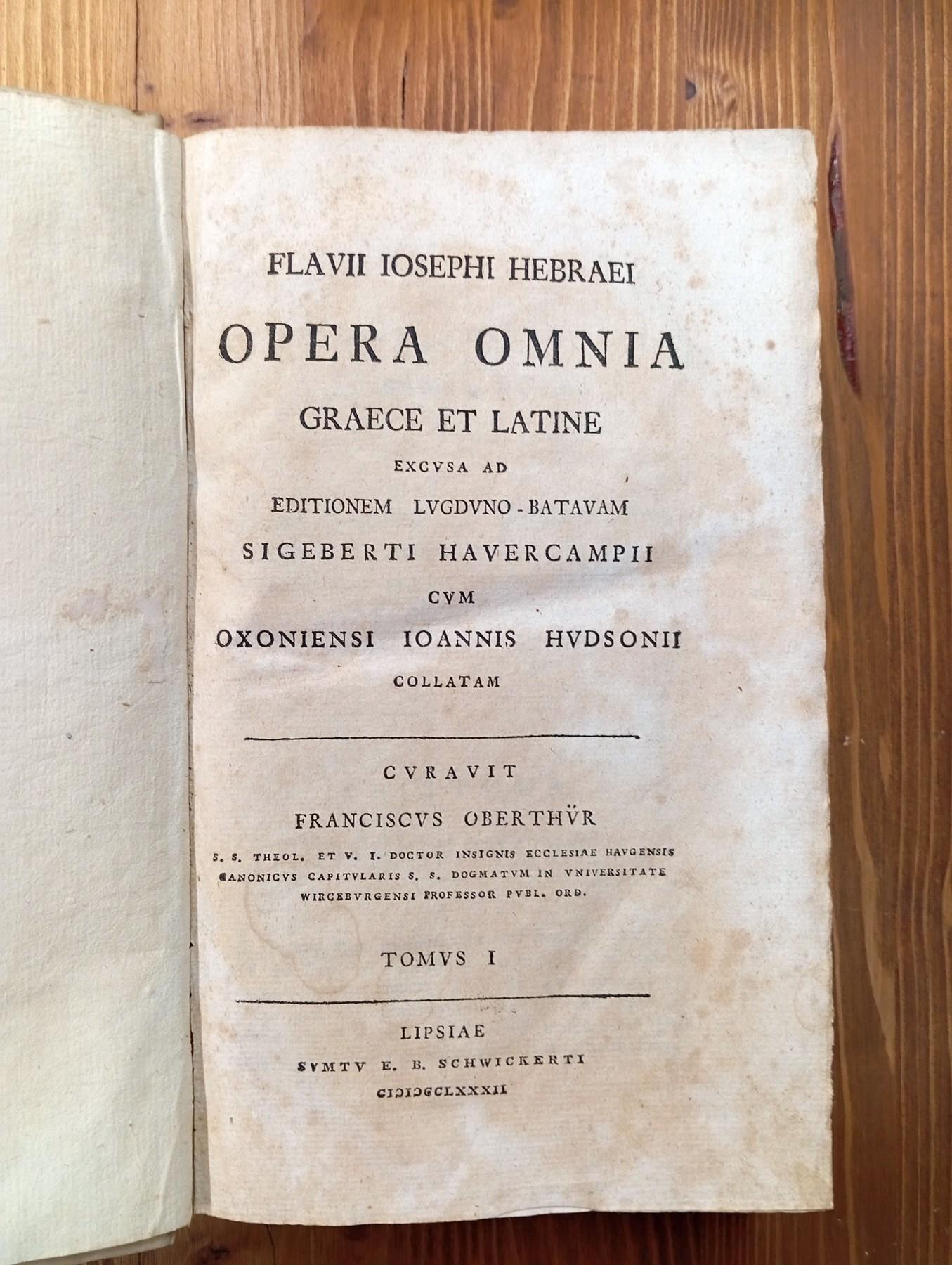 Opera Omnia Graece et Latine Excusa Ad Editionem Lugduno-batavam Siegiberti Havercampii Cum Oxoniensi Ioannis Hudsonii Collatum