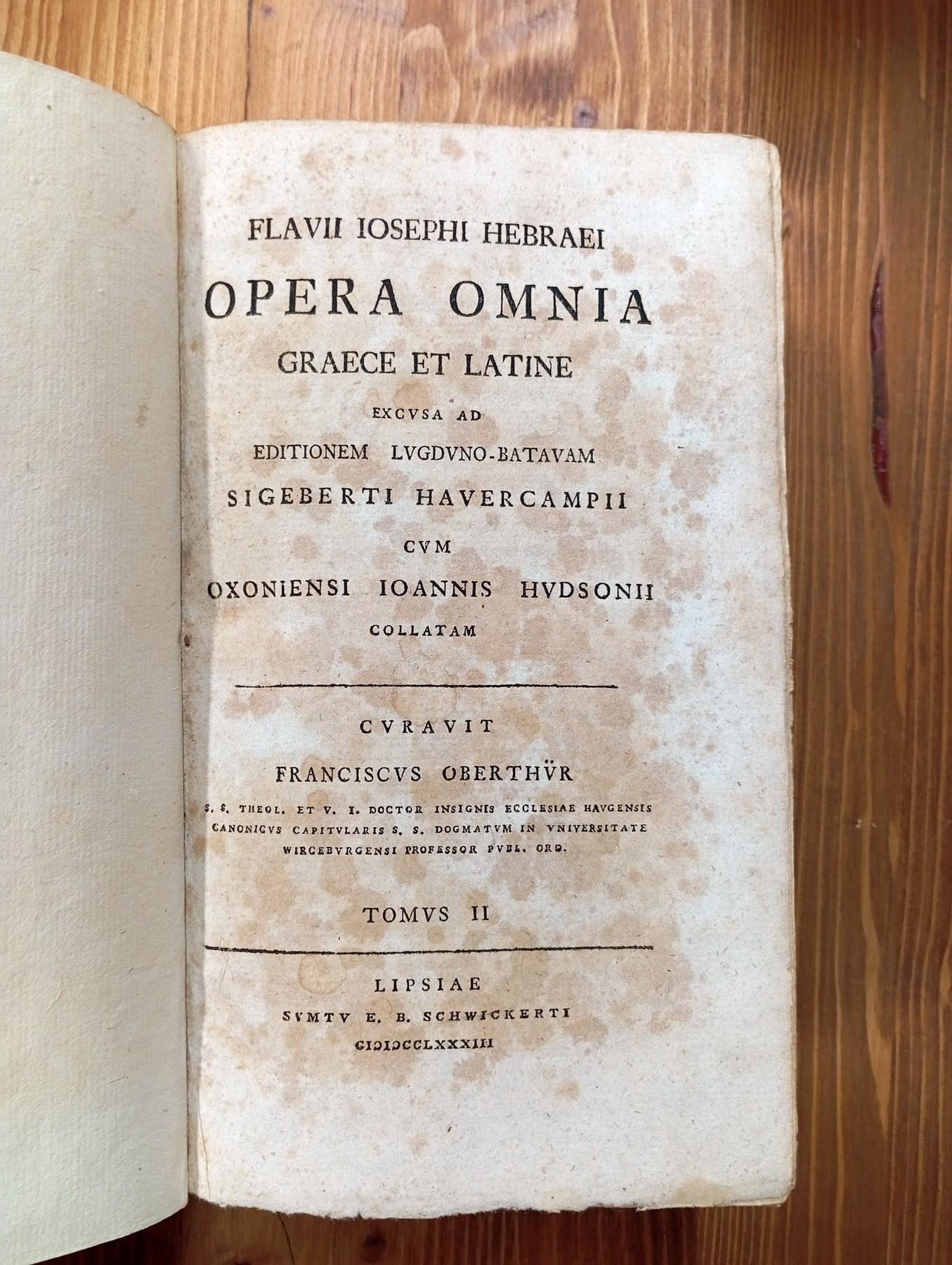 Opera Omnia Graece et Latine Excusa Ad Editionem Lugduno-batavam Siegiberti Havercampii Cum Oxoniensi Ioannis Hudsonii Collatum