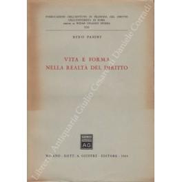 Vita e forma nella realtà del diritto - Dino Pasini - copertina