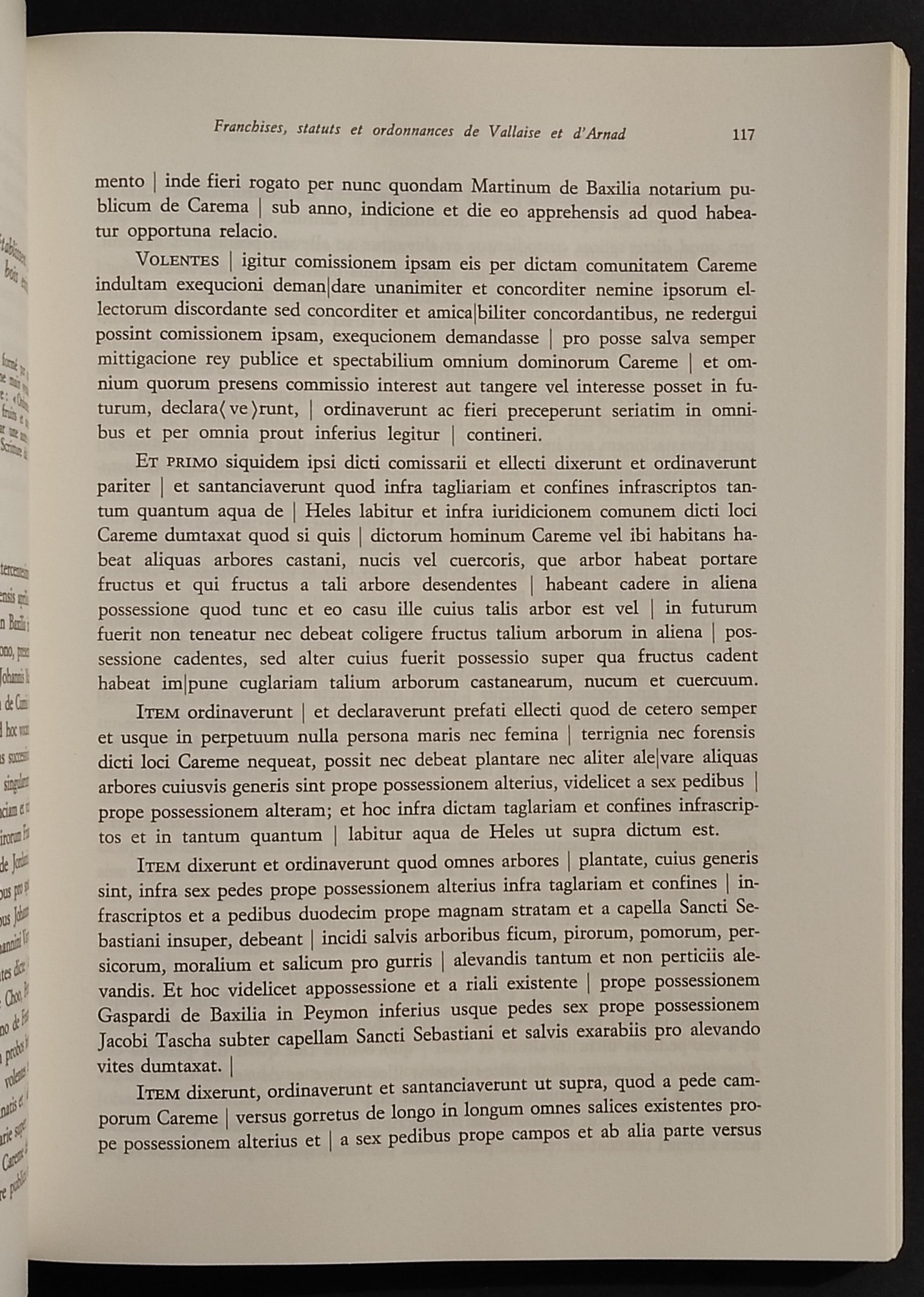 Franchises Status et Ordonnances des Seigneuries de Vallaise et d'Arnad - J.C. Perrin - 1968