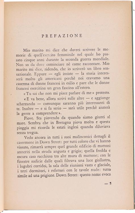 Caserme Di Donne. Romanzo