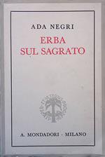 Erba sul sagrato