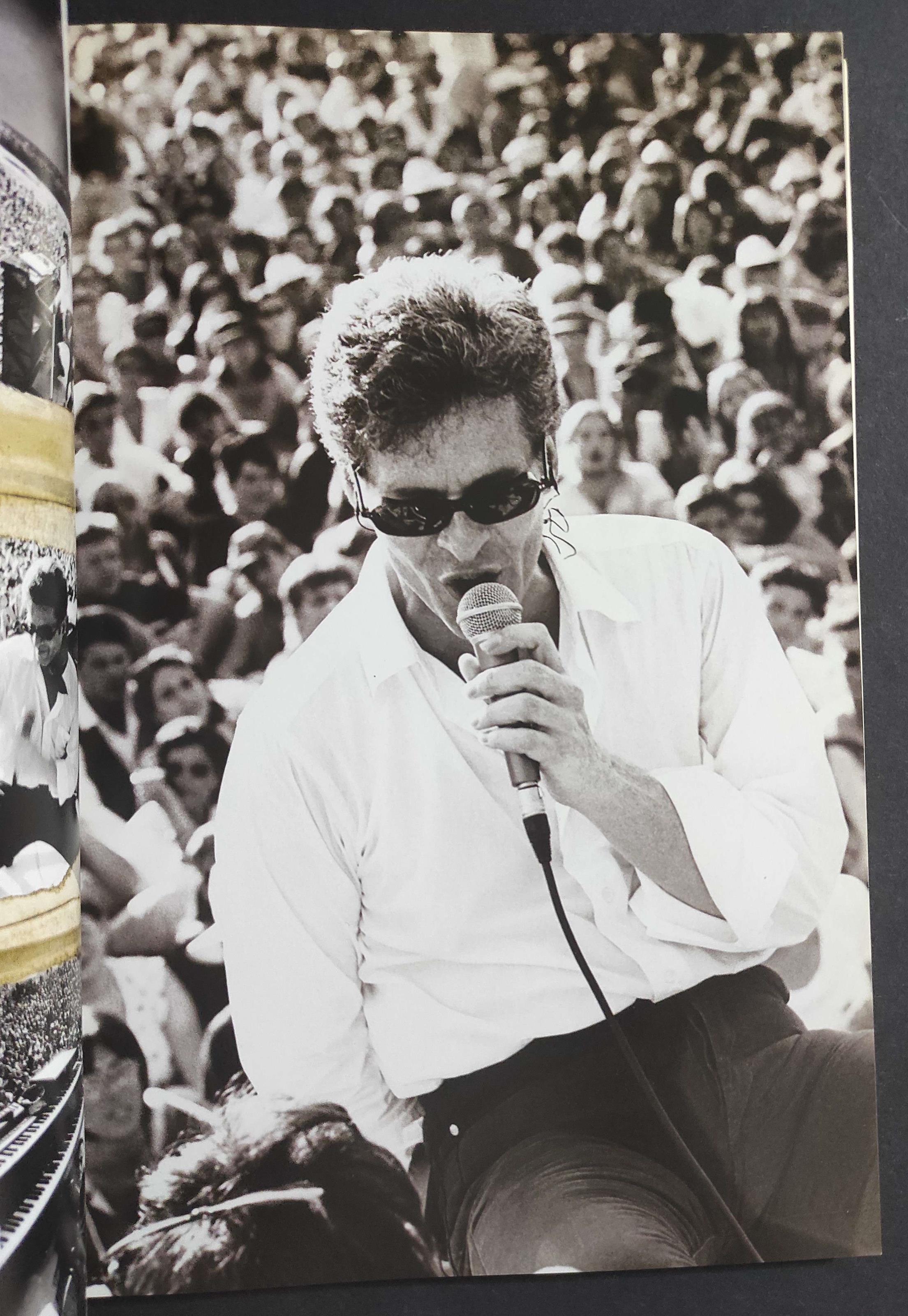 C'era un Cavaliere Bianco e Nero