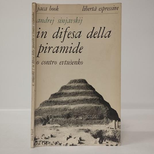 In difesa della piramide o contro Evtusenko - Andrej Sinjavskij - copertina