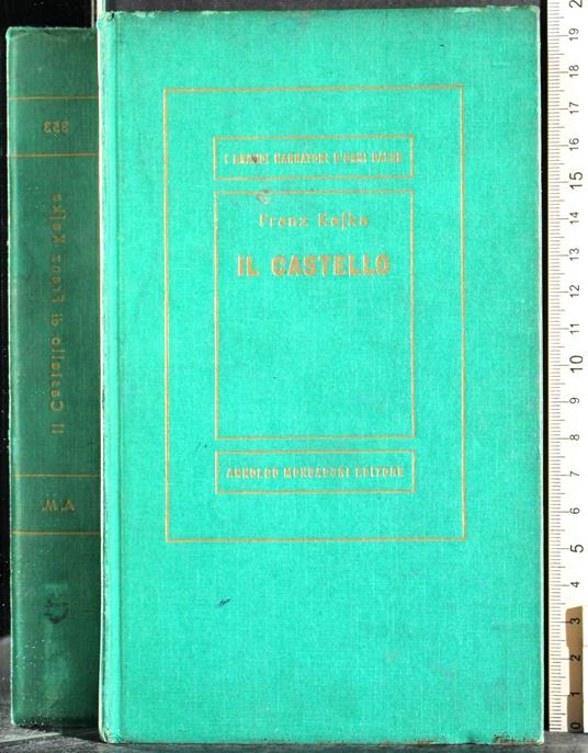 Il castello - Franz Kafka - copertina