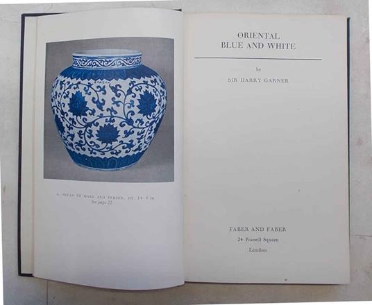 Oriental Blue and White - copertina
